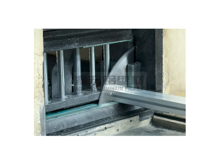 別讓“隱形誤差”吃掉利潤！工業(yè)鋁型材的精度焦慮如何破？