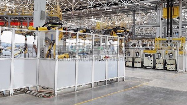 工業(yè)鋁型材圍欄常見(jiàn)類(lèi)型及應(yīng)用場(chǎng)景解析