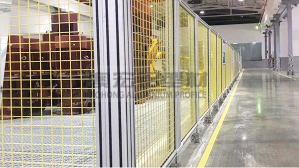 為何專(zhuān)業(yè)領(lǐng)域更信賴鋁型材圍欄？